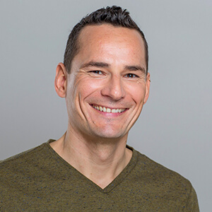 Podcast-Service Sebastian Fischer Kundenstimme Testimonial Bewertung Referenz Florian Sprater VIDEO-HILFE Podcast-Service Sebastian Fischer Kundenstimme Testimonial Bewertung Referenz Florian Sprater VIDEO-HILFE
